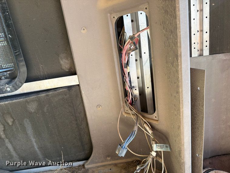 image for item EW1063 Kenworth AeroCab sleeper