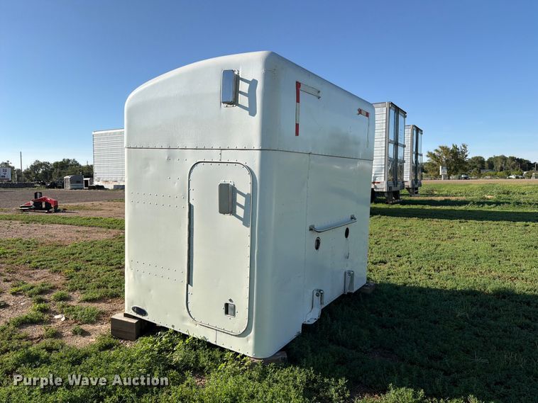 image for item EW1064 Peterbilt sleeper