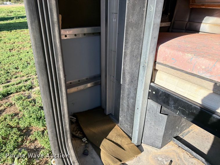 image for item EW1064 Peterbilt sleeper