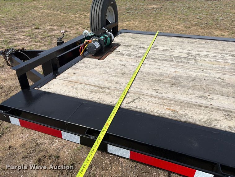 image for item EW2188 2017 Hull tilt deck equipment trailer
