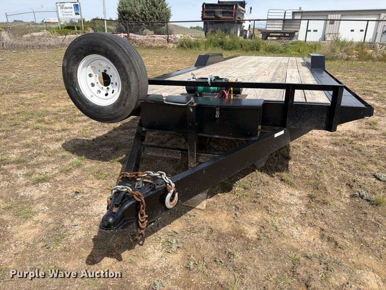 image for item EW2188 2017 Hull tilt deck equipment trailer