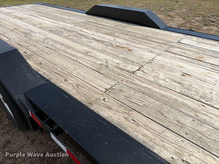 image for item EW2188 2017 Hull tilt deck equipment trailer