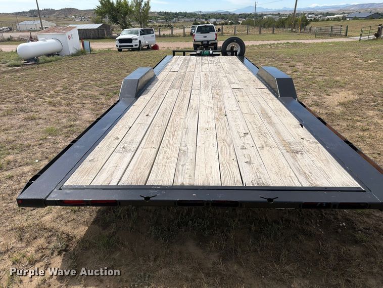 image for item EW2188 2017 Hull tilt deck equipment trailer