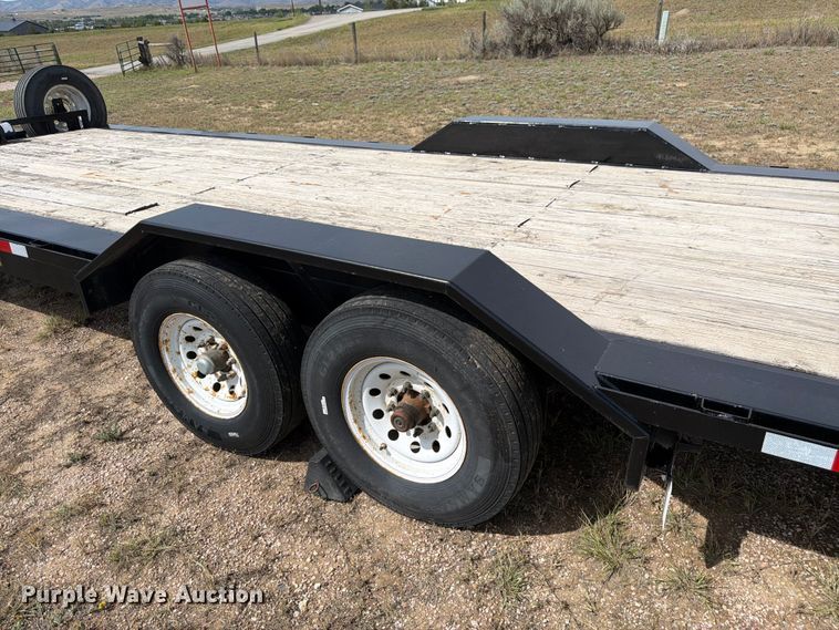 image for item EW2188 2017 Hull tilt deck equipment trailer