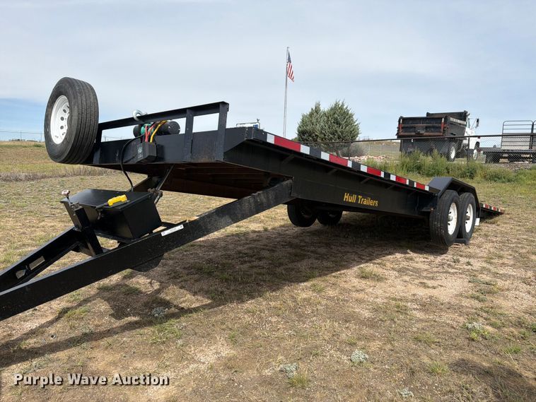 image for item EW2188 2017 Hull tilt deck equipment trailer