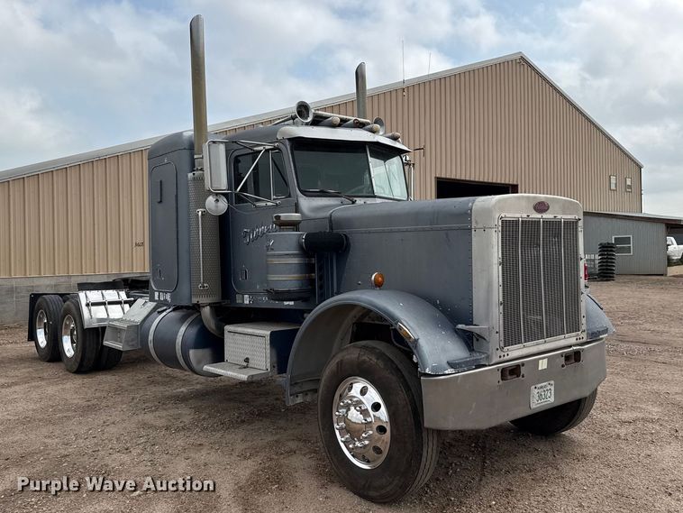 image for item EW4186 1974 Peterbilt 359A semi truck
