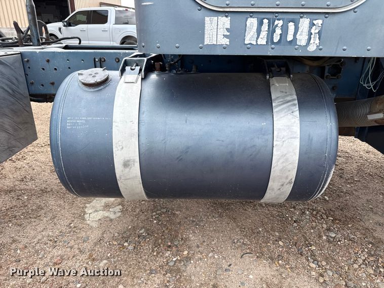 image for item EW4186 1974 Peterbilt 359A semi truck