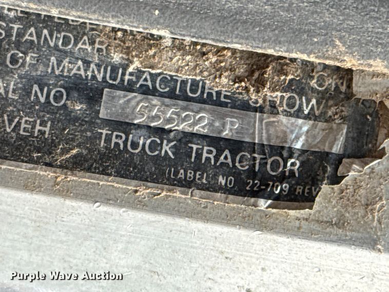 image for item EW4186 1974 Peterbilt 359A semi truck