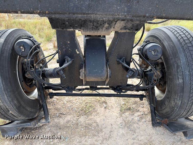 image for item EW8687 Truck tag axle