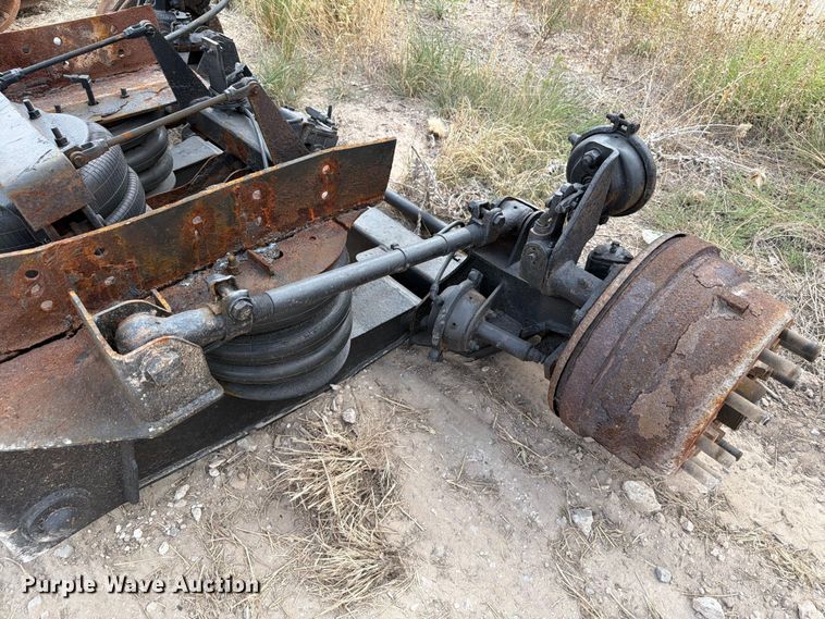 image for item EW8688 (3) truck axles