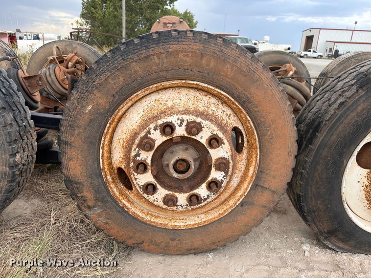 image for item EW8690 (5) truck drop axles