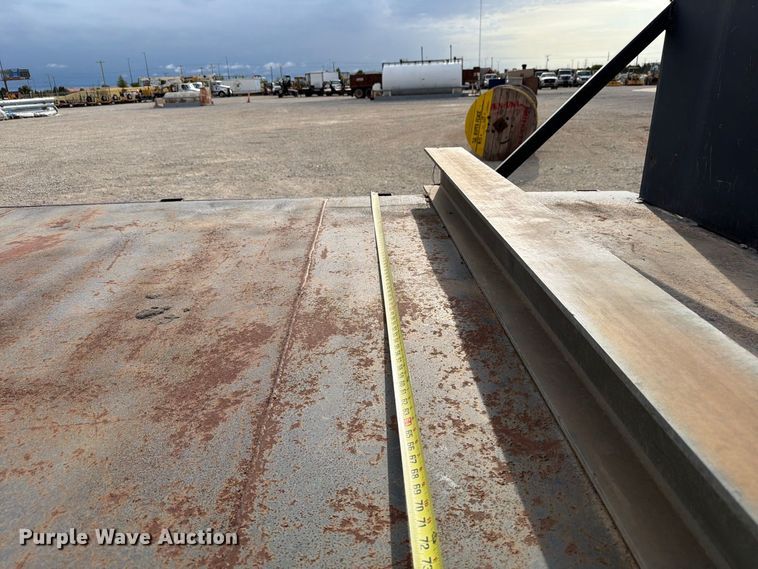 image for item EW8691 1998 International 4700 flatbed truck with crash attenuator