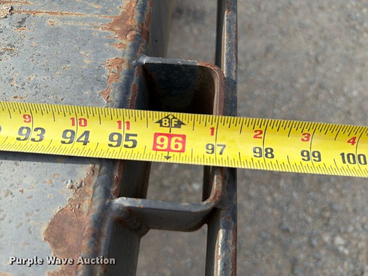 image for item EW8691 1998 International 4700 flatbed truck with crash attenuator