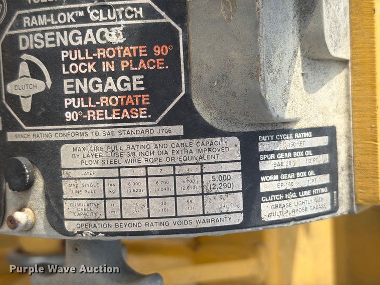 image for item EW8691 1998 International 4700 flatbed truck with crash attenuator