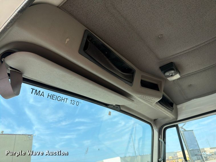 image for item EW8691 1998 International 4700 flatbed truck with crash attenuator