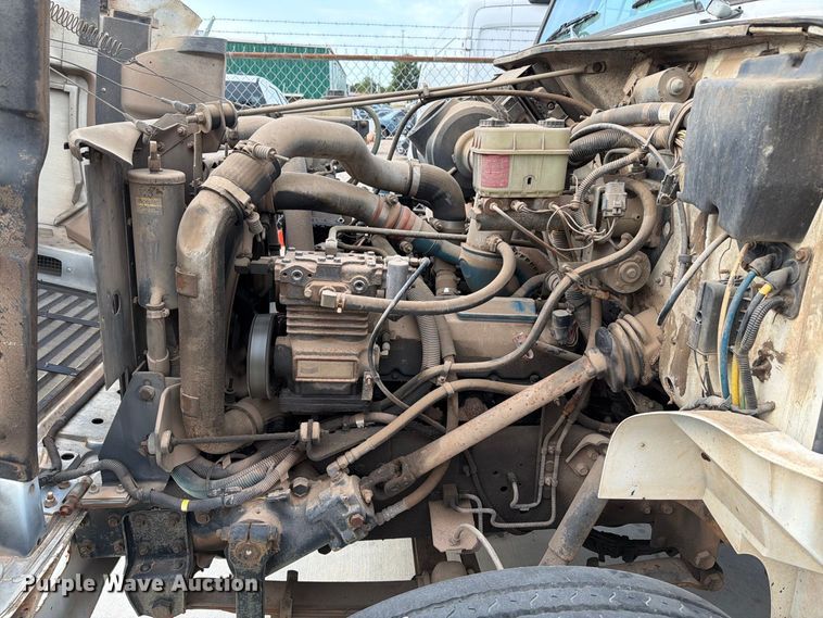 image for item EW8691 1998 International 4700 flatbed truck with crash attenuator