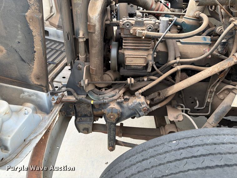 image for item EW8691 1998 International 4700 flatbed truck with crash attenuator