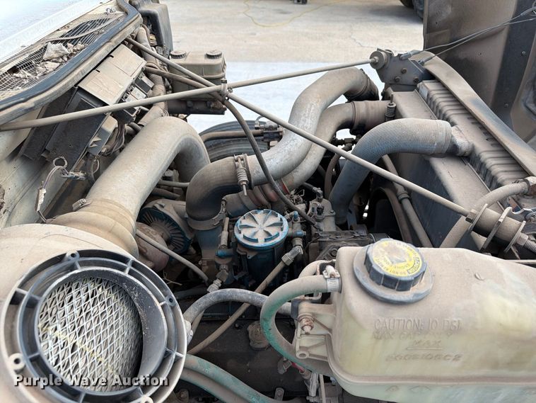 image for item EW8691 1998 International 4700 flatbed truck with crash attenuator
