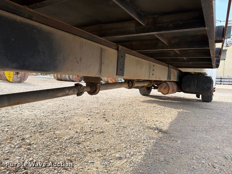 image for item EW8691 1998 International 4700 flatbed truck with crash attenuator