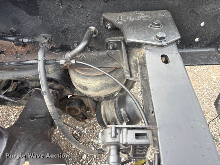 image for item EW8995 2006 Kenworth T800 semi truck