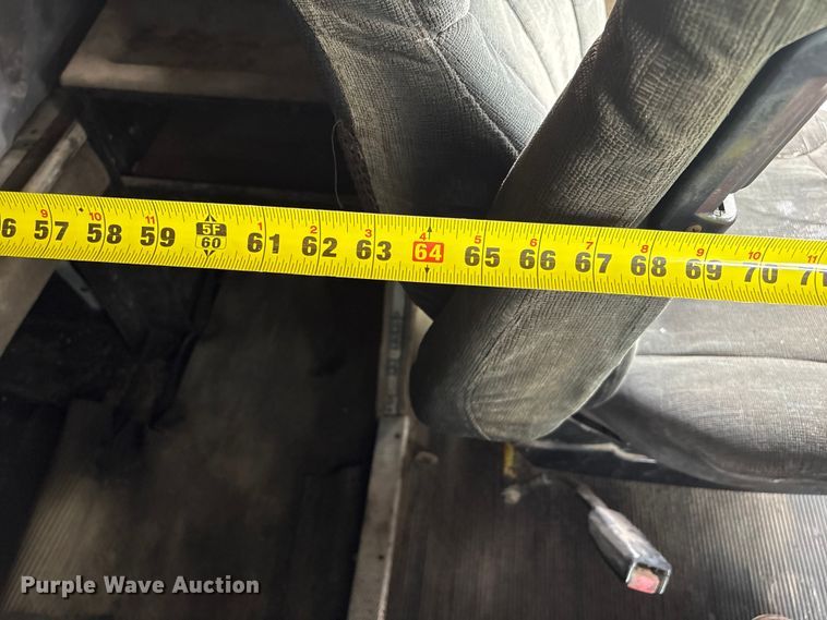 image for item EW8995 2006 Kenworth T800 semi truck