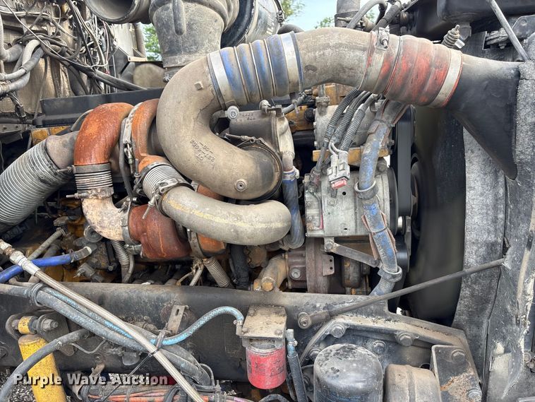image for item EW8995 2006 Kenworth T800 semi truck