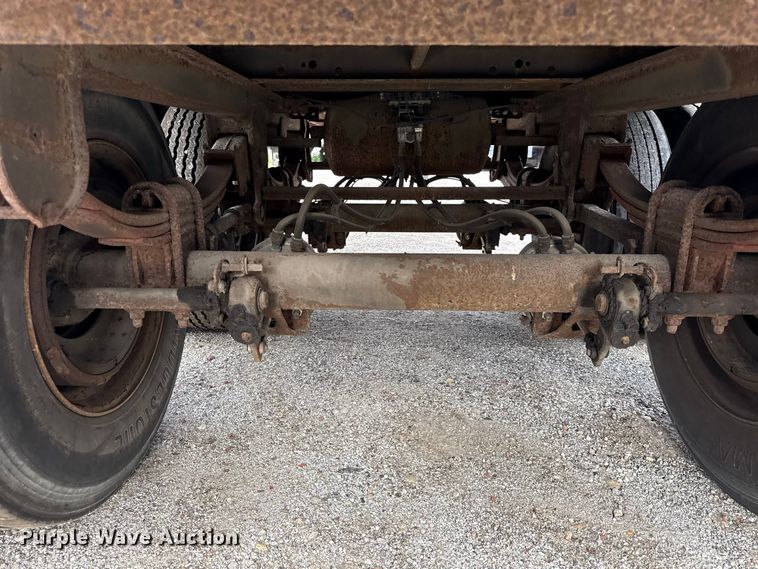 image for item EX2197 2006 Wabash dry van trailer