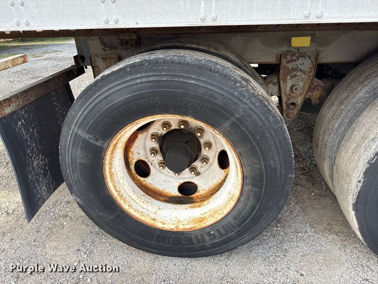 image for item EX2198 1999 Trailmobile dry van trailer