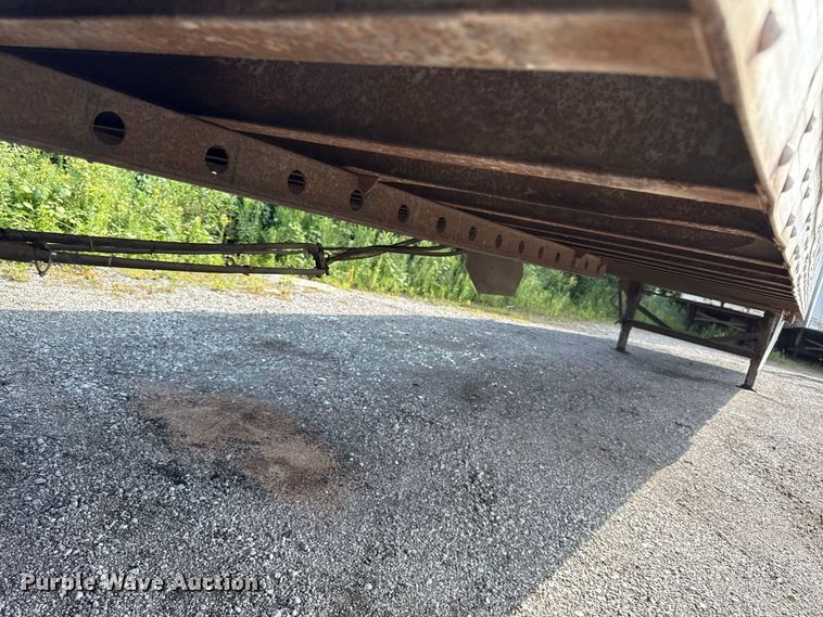 image for item EX2199 1999 Strick dry van trailer