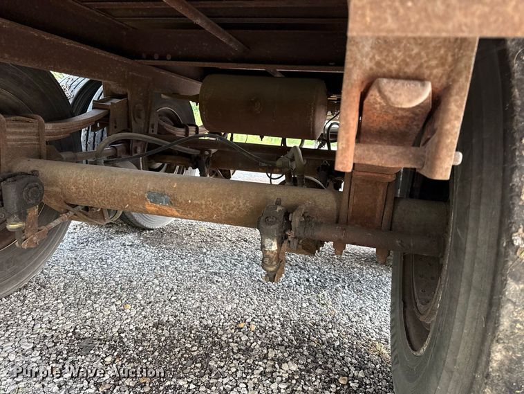 image for item EX2199 1999 Strick dry van trailer