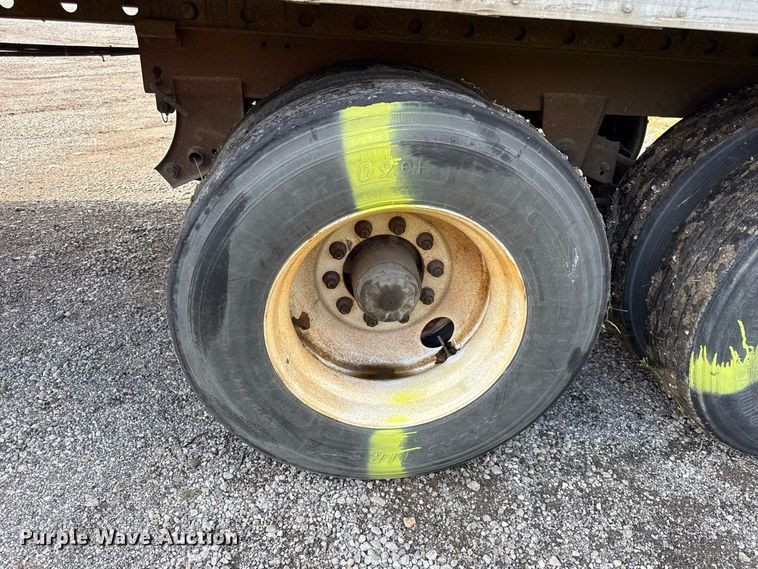 image for item EX2199 1999 Strick dry van trailer