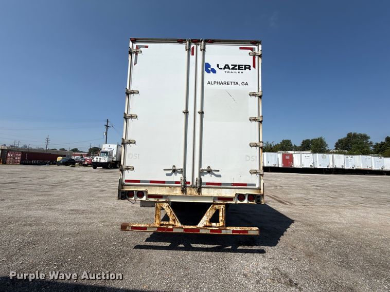 image for item EX2210 2000 Strick dry van trailer