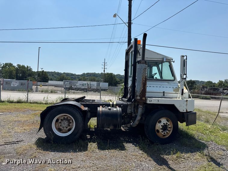 image for item EX2212 2005 Ottawa 30 yard truck
