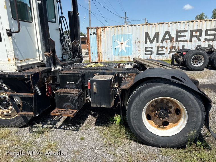 image for item EX2212 2005 Ottawa 30 yard truck