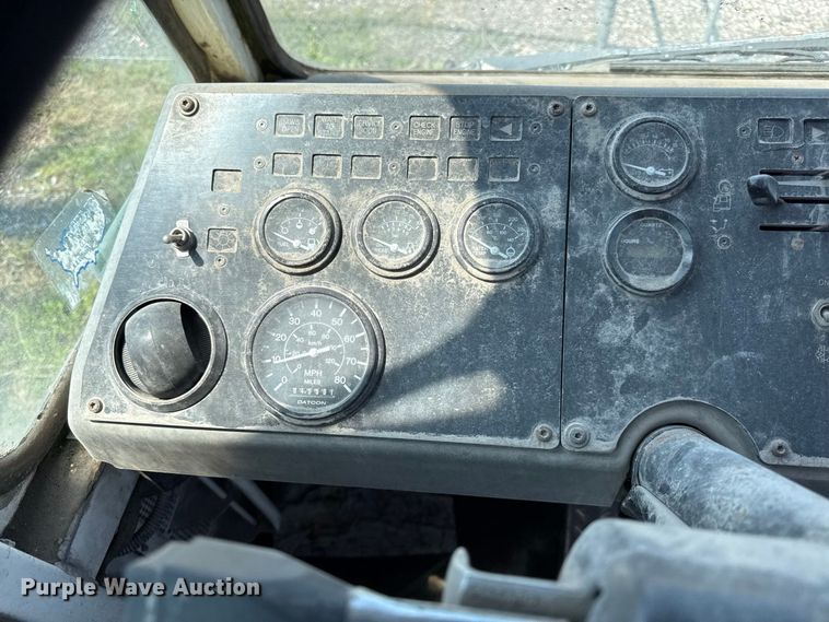 image for item EX2212 2005 Ottawa 30 yard truck