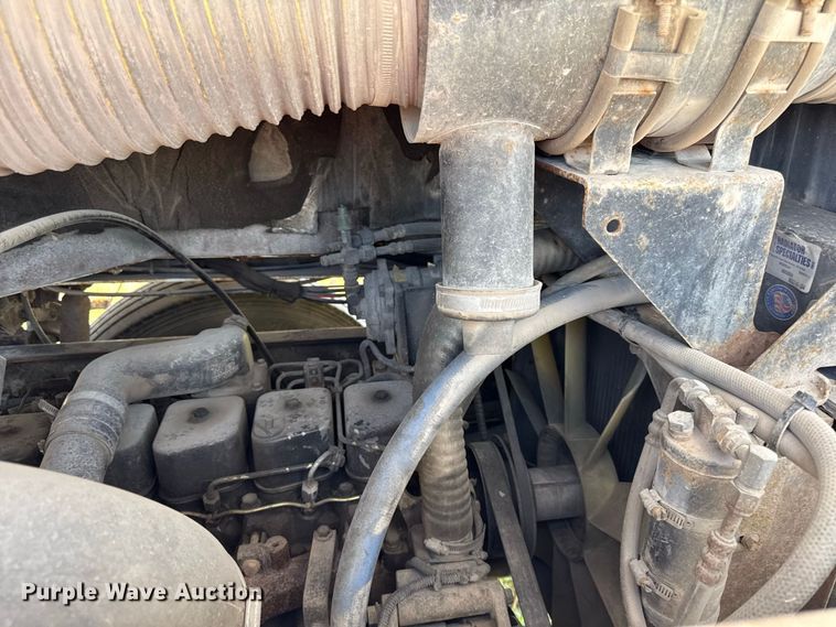 image for item EX2212 2005 Ottawa 30 yard truck