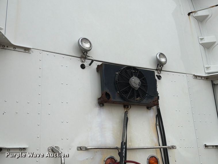 image for item EX4108 2014 Kenworth T680 semi truck