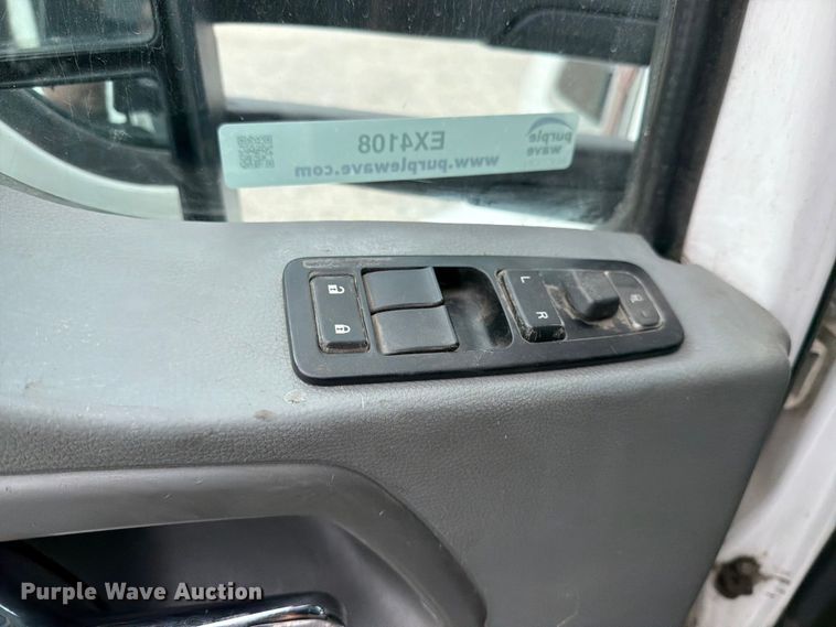 image for item EX4108 2014 Kenworth T680 semi truck