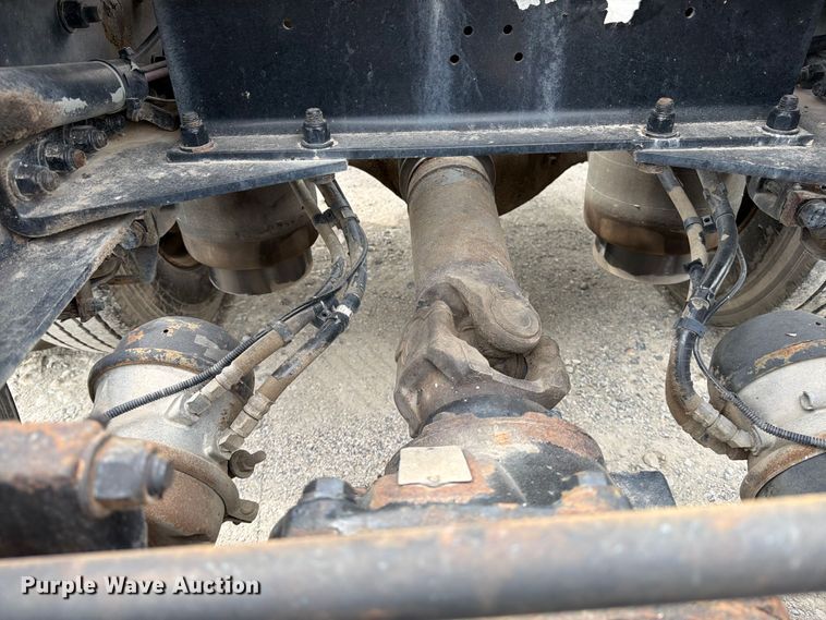 image for item EX4108 2014 Kenworth T680 semi truck