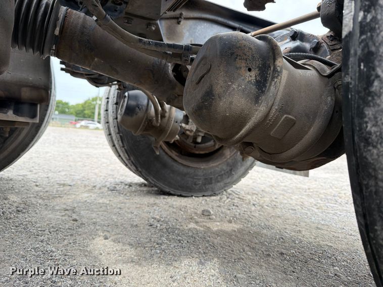 image for item EX4108 2014 Kenworth T680 semi truck