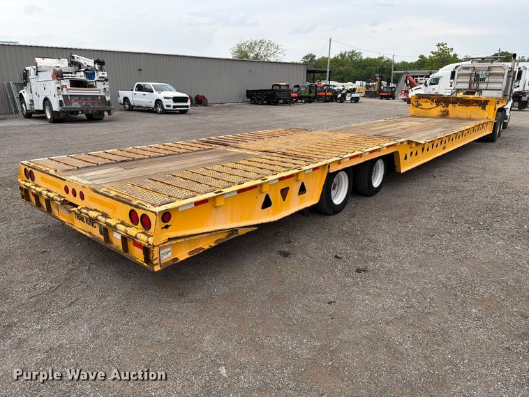 image for item FB5028 2007 Trail King TK70HT-502 drop deck hydraulic tail equipment trailer