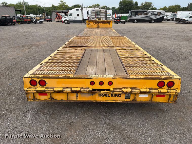 image for item FB5028 2007 Trail King TK70HT-502 drop deck hydraulic tail equipment trailer