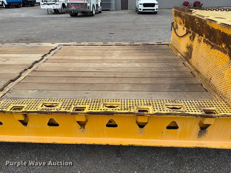 image for item FB5028 2007 Trail King TK70HT-502 drop deck hydraulic tail equipment trailer