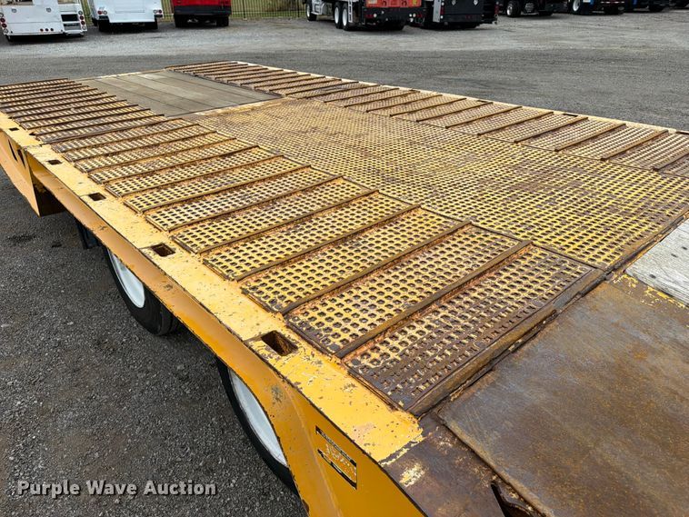 image for item FB5028 2007 Trail King TK70HT-502 drop deck hydraulic tail equipment trailer