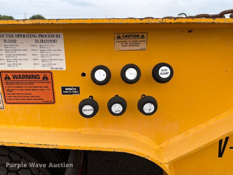 image for item FB5028 2007 Trail King TK70HT-502 drop deck hydraulic tail equipment trailer
