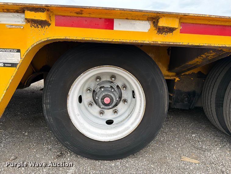 image for item FB5028 2007 Trail King TK70HT-502 drop deck hydraulic tail equipment trailer