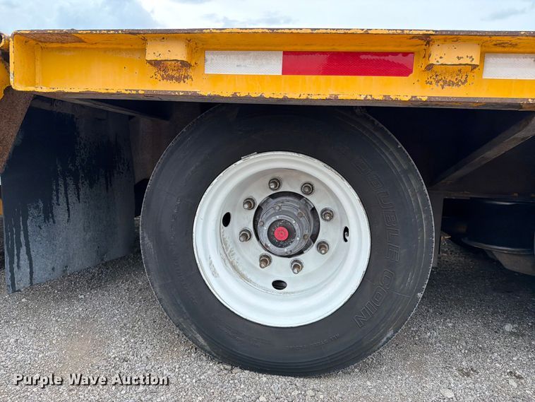 image for item FB5028 2007 Trail King TK70HT-502 drop deck hydraulic tail equipment trailer