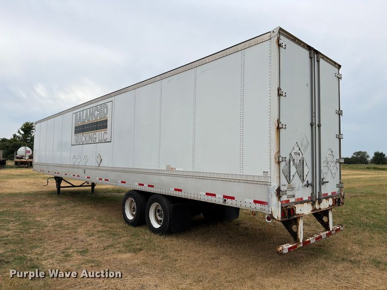 image for item FB5029 2010 Wabash dry van trailer