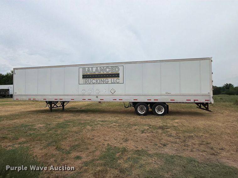 image for item FB5029 2010 Wabash dry van trailer
