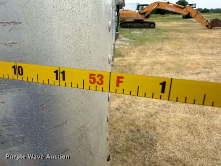 image for item FB5029 2010 Wabash dry van trailer